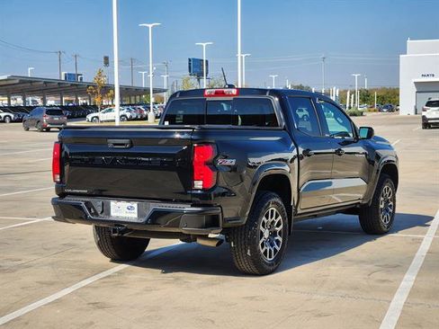 Used 2023 Chevrolet Colorado Z71 w/ Z71 Convenience Package 2 image 4