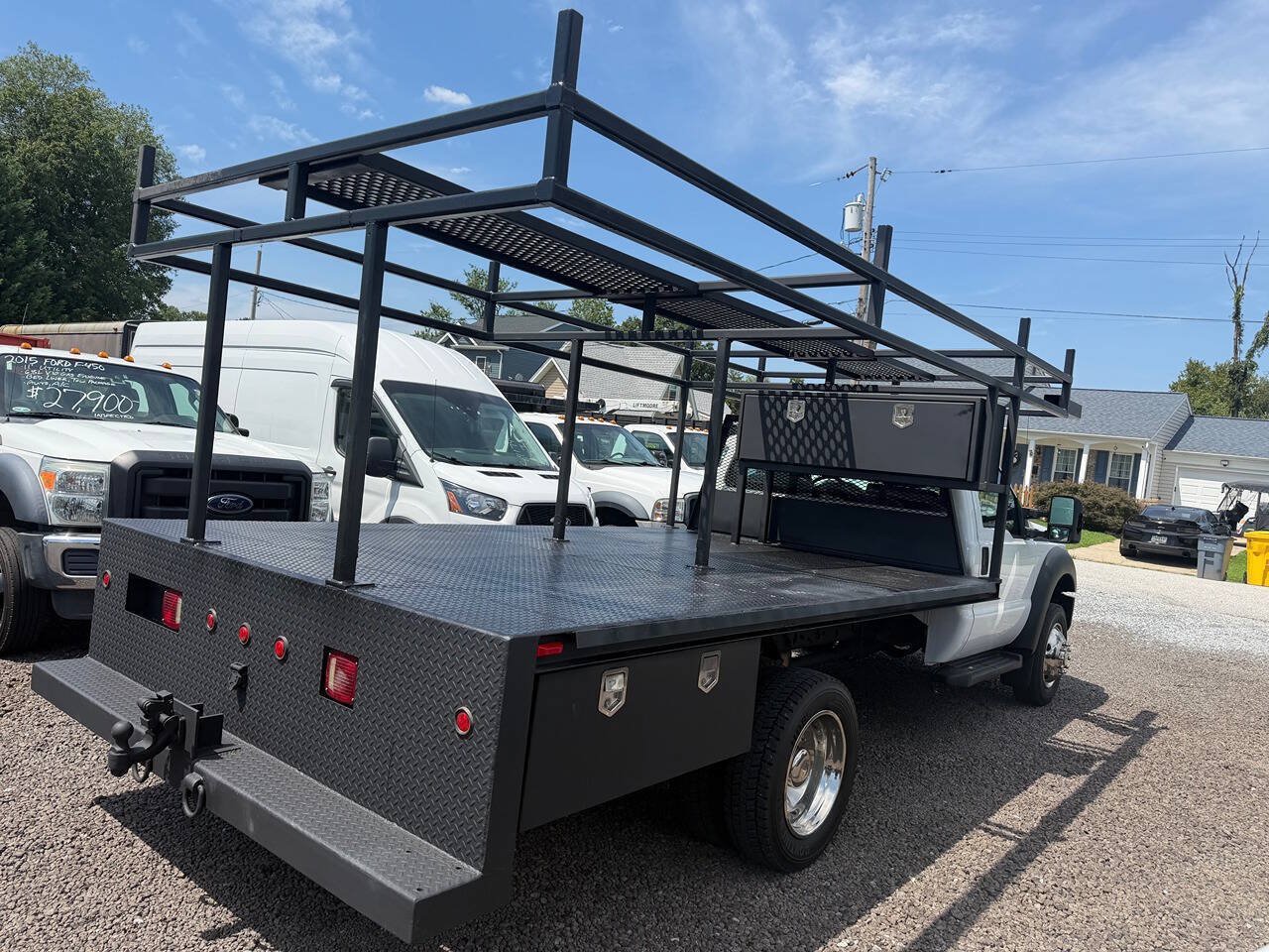 Used 2015 Ford F550 2WD Regular Cab Super Duty image 5