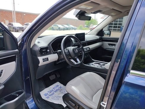 Used 2023 Honda Pilot Touring image 20