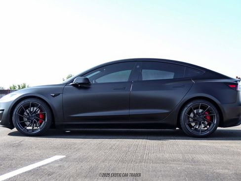 Used 2024 Tesla Model 3 Performance image 3