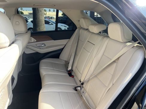 Used 2021 Mercedes-Benz GLE 350 w/ Premium Package image 31