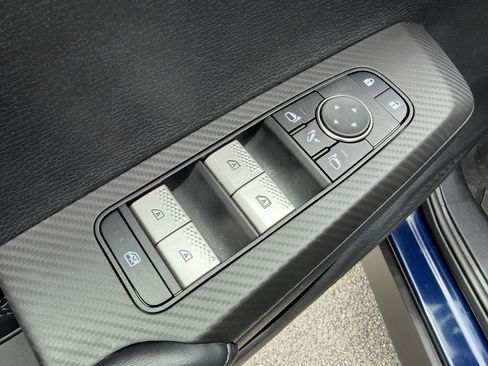 Used 2024 Mitsubishi Outlander SEL AWD/4WD image 14