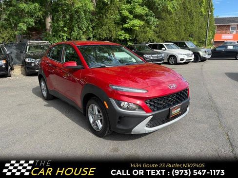 Used 2022 Hyundai Kona SE AWD/4WD image 9