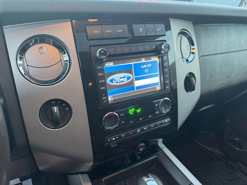 Used 2013 Ford Expedition EL Limited image 18