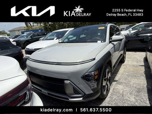 Used 2024 Hyundai Kona Limited FWD image 4