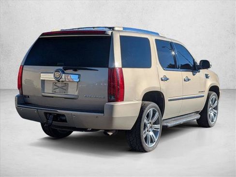 Used 2008 Cadillac Escalade image 5