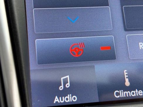 Used 2020 Lincoln Nautilus Reserve image 20