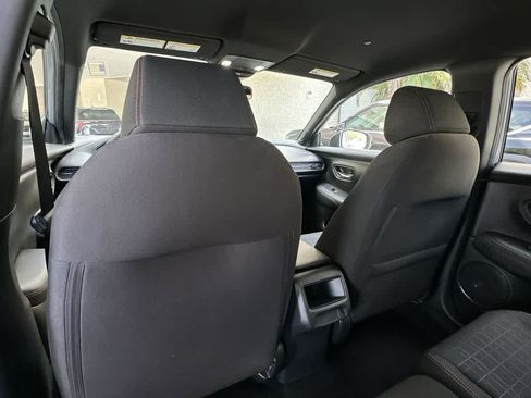 Used 2025 Honda HR-V Sport image 23