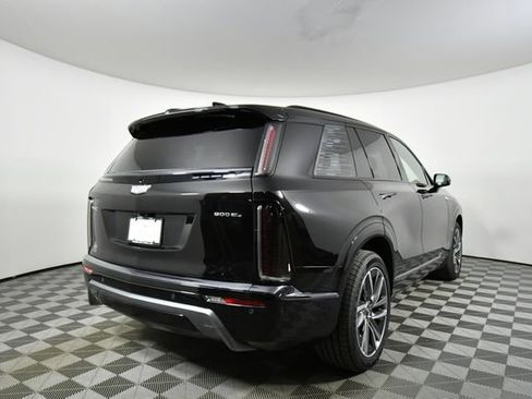 New 2026 Cadillac Vistiq Sport w/ LPO, Floor Liner Package image 19
