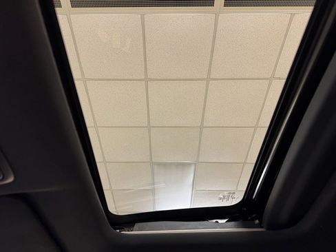 Used 2025 Honda CR-V Sport-L image 44