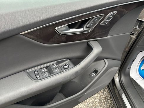 Used 2023 Audi Q7 3.0T Premium image 32