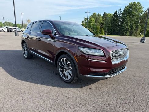 Used 2023 Lincoln Nautilus Reserve w/ Equipment Group 201A AWD/4WD image 8