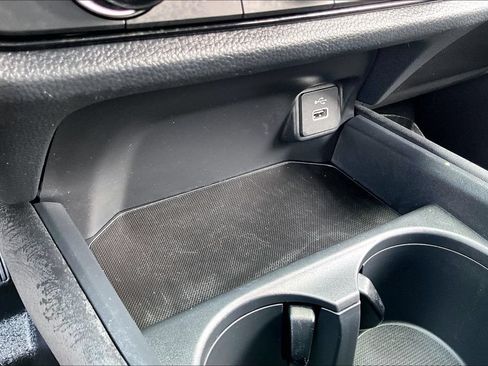 Certified 2025 Honda HR-V LX image 15