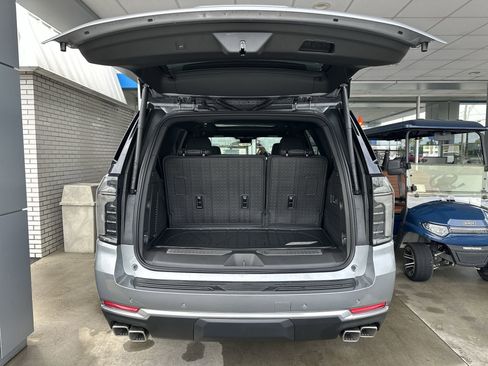 New 2026 Chevrolet Tahoe High Country AWD/4WD image 27