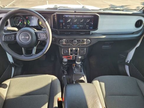 Used 2025 Jeep Wrangler Unlimited Sport S 4xe AWD/4WD image 10