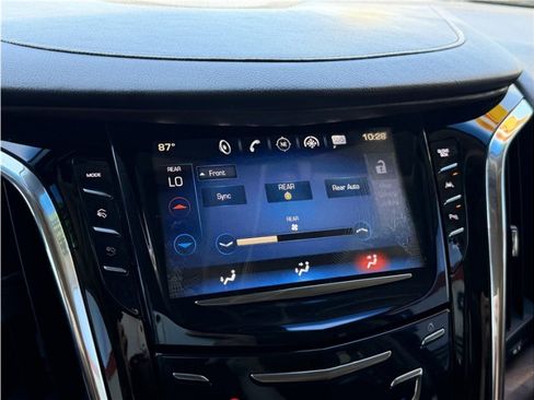 Used 2018 Cadillac Escalade Premium Luxury AWD/4WD image 54