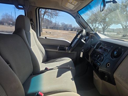 Used 2008 Ford F250 Lariat image 21