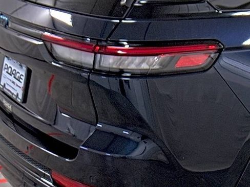 Used 2024 Jeep Grand Cherokee Limited 4xe image 13