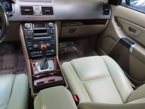 Used 2014 Volvo XC90 3.2 AWD/4WD image 16