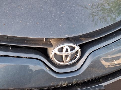 Used 2016 Toyota Corolla LE image 8