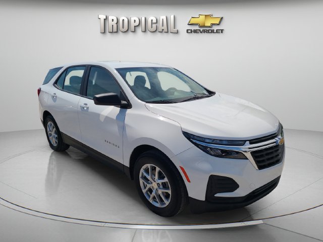Used 2023 Chevrolet Equinox LS FWD image 5