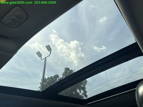 Used 2019 Ford F150 Lariat image 11