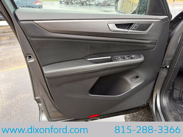 Used 2024 Volkswagen Atlas Cross Sport SE AWD/4WD image 23
