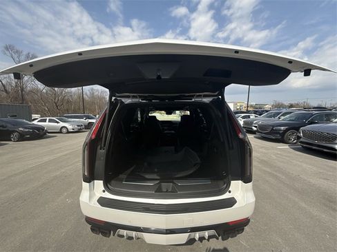 Used 2023 Cadillac Escalade V w/ Heavy-Duty Trailer Package image 24