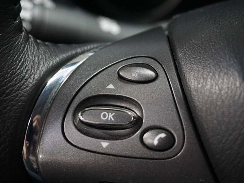 Used 2023 Nissan Murano SV image 24