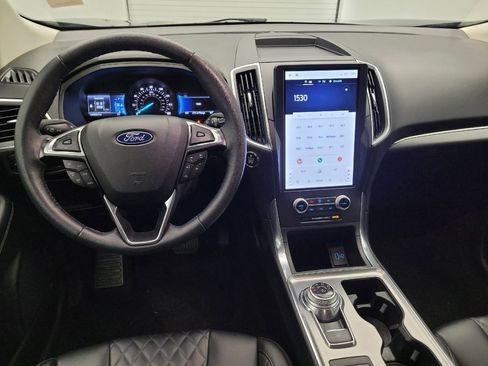 Used 2024 Ford Edge Titanium image 22