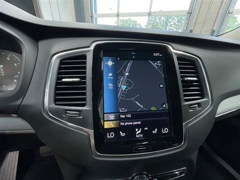 Used 2022 Volvo XC90 T5 Momentum AWD/4WD image 17