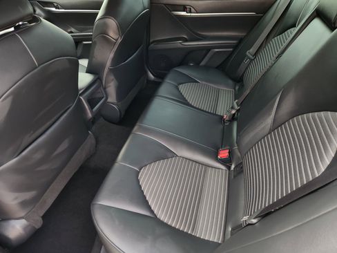 Used 2023 Toyota Camry SE FWD image 32