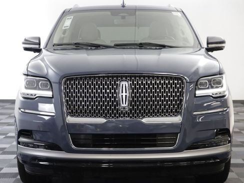 Used 2023 Lincoln Navigator Reserve AWD/4WD image 24