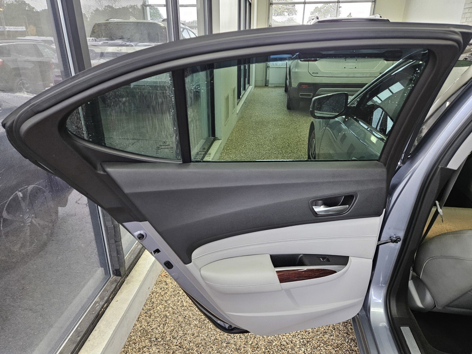 Used 2016 Acura TLX FWD image 15