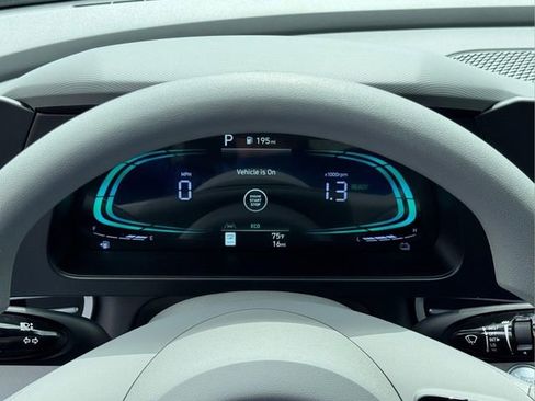 New 2026 Hyundai Elantra Hybrid FWD image 25