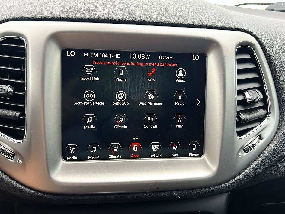 Used 2018 Jeep Compass Latitude w/ Popular Equipment Group AWD/4WD image 15