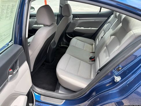Used 2020 Hyundai Elantra SEL FWD image 11