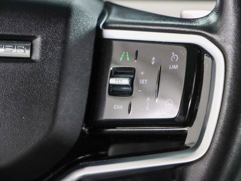 Used 2023 Land Rover Range Rover Velar R-Dynamic S image 14