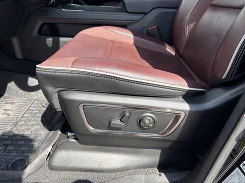 Used 2025 RAM 1500 Limited AWD/4WD image 13