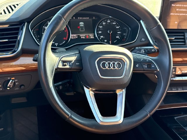 Used 2023 Audi Q5 2.0T Premium w/ Convenience Package AWD/4WD image 21