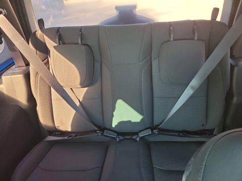 Used 2021 Jeep Wrangler Sport image 12