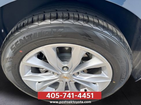 Used 2025 Chevrolet Malibu LT FWD image 13