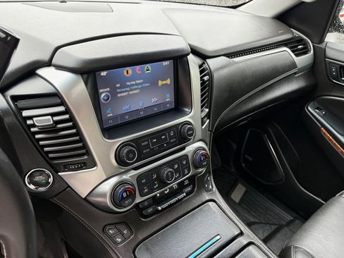 Used 2015 Chevrolet Suburban LTZ image 34