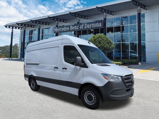 Used 2026 Mercedes-Benz Sprinter 2500 image 2