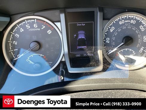 Used 2018 Toyota Tacoma Limited image 18