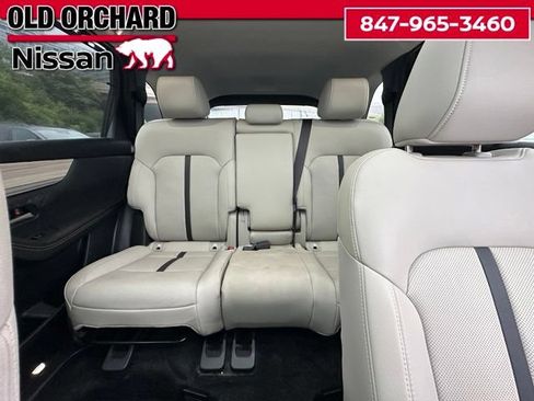 Used 2025 MAZDA CX-70 Plug-In Hybrid w/ Premium Pkg AWD/4WD image 13