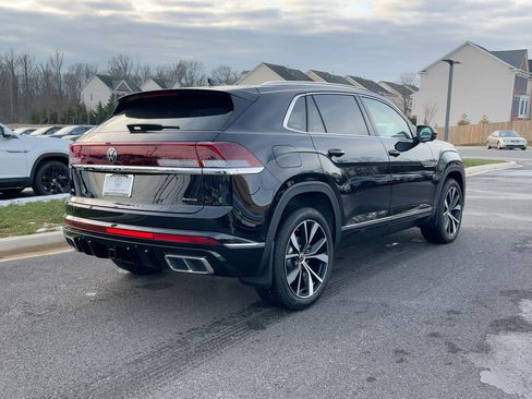 New 2026 Volkswagen Atlas Cross Sport SEL Premium R-Line AWD/4WD image 9