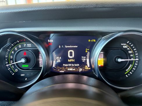 Used 2023 Jeep Wrangler Unlimited AWD/4WD image 11
