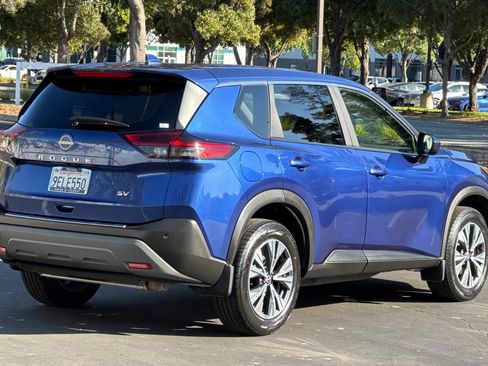 Certified 2023 Nissan Rogue SV image 4
