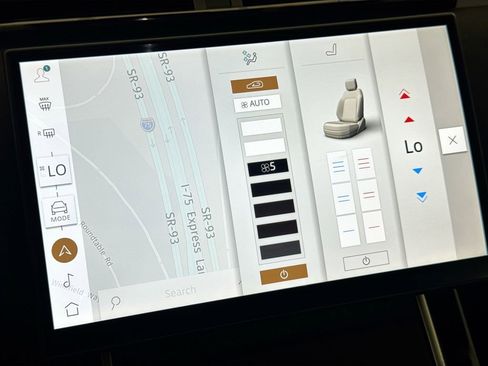 New 2026 Land Rover Range Rover Velar S AWD/4WD image 16